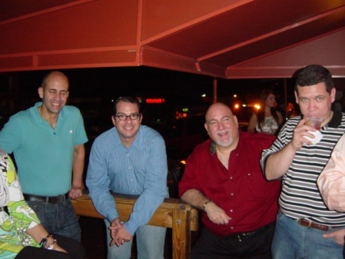 La-Provi-Clase-81-Blues-Bar--Grill-Get-Together-December-2009-6.png